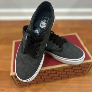 Men’s 9.0 Vans - Gently used